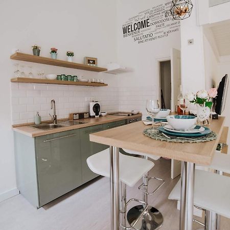 Comfy Apartment At New York Cafe With Aircon Budapeşte Dış mekan fotoğraf