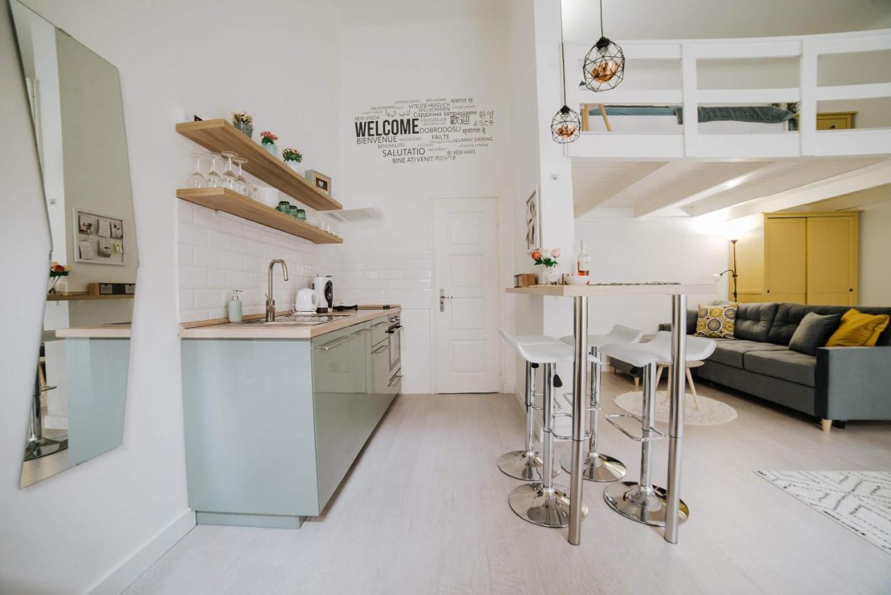 Comfy Apartment With Ac At New York Cafe Budapeşte Dış mekan fotoğraf